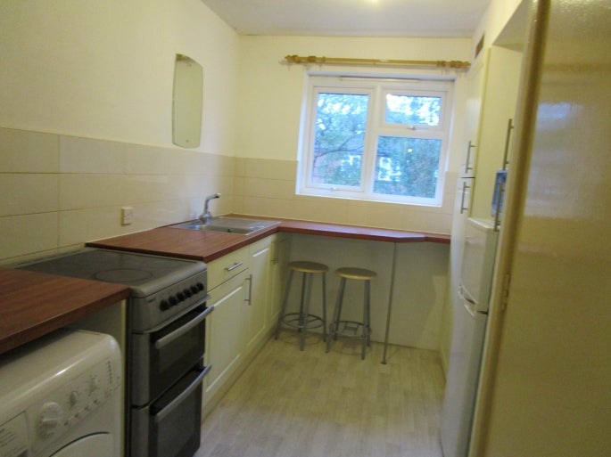 Flat Whitecross Gardens in Derby