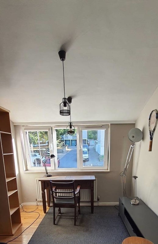 Room Whitlock Drive in Greater London