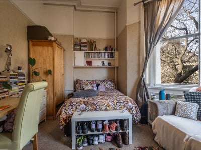 Room Clayton Road in Newcastle upon Tyne