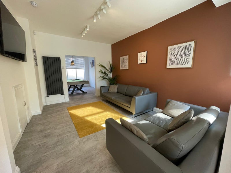 Room Fortuna Grove in Manchester