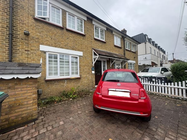 House The Crossway in Greater London