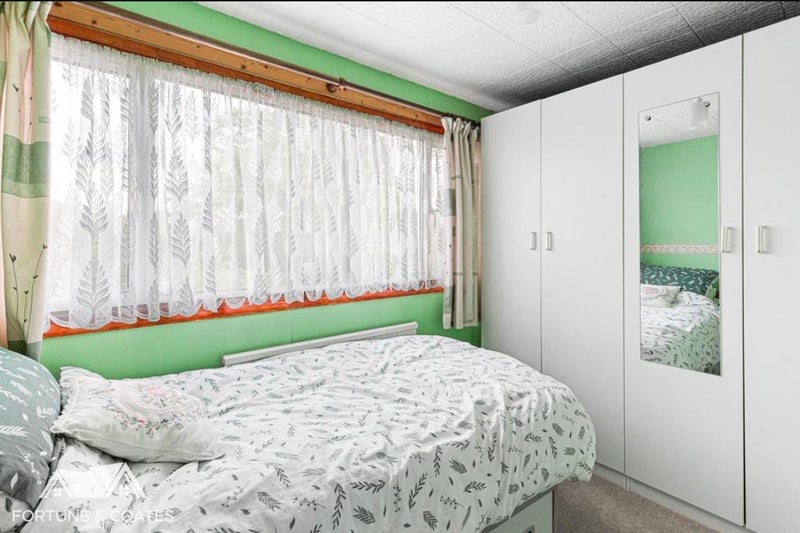 Room Tumbler Road in Harlow