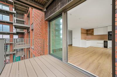 Flat Abbeydale Road in Greater London