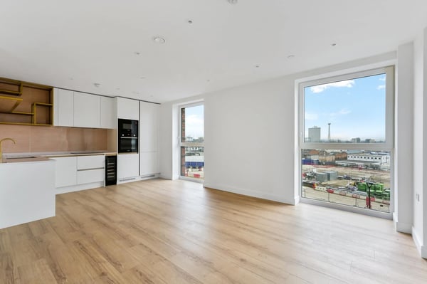 Flat Abbeydale Road in Greater London