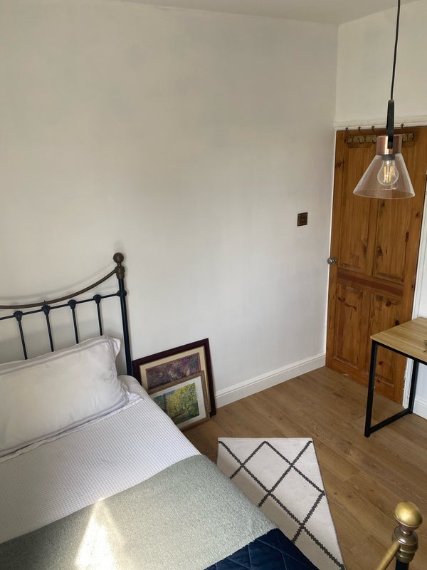 Room Thorneywood Rise in Nottingham