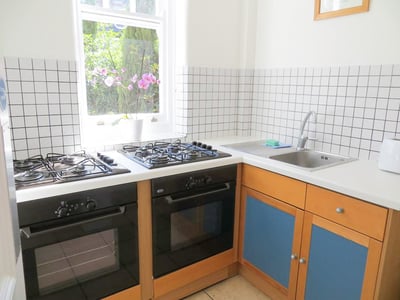 Room Fulham Palace Road in Greater London