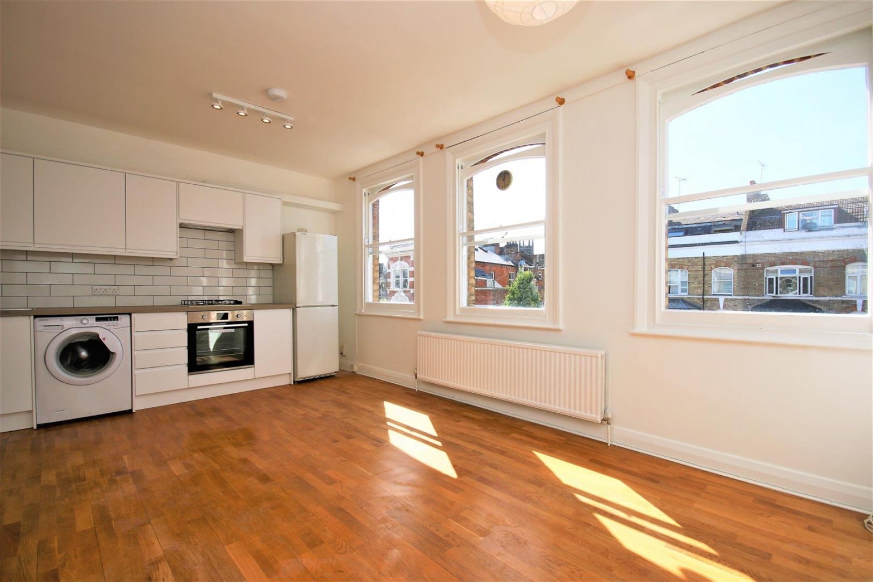 Flat Marlborough Road in Greater London