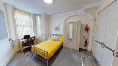 Room Cornwall Street in Birmingham