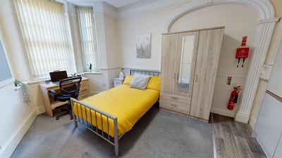 Room Cornwall Street in Birmingham