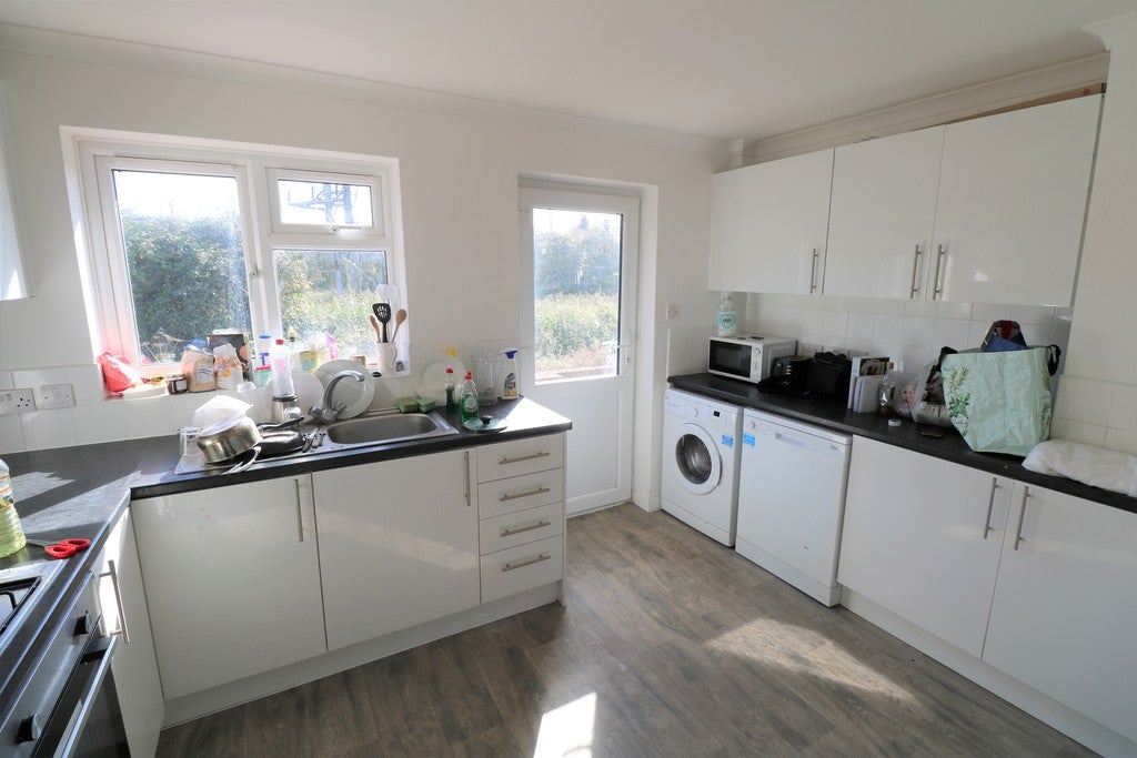 Flat Elmstead Road in Colchester