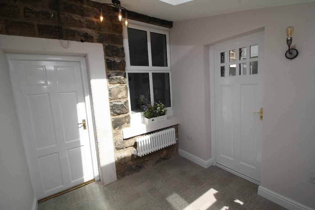 House Glossop Road in High Peak