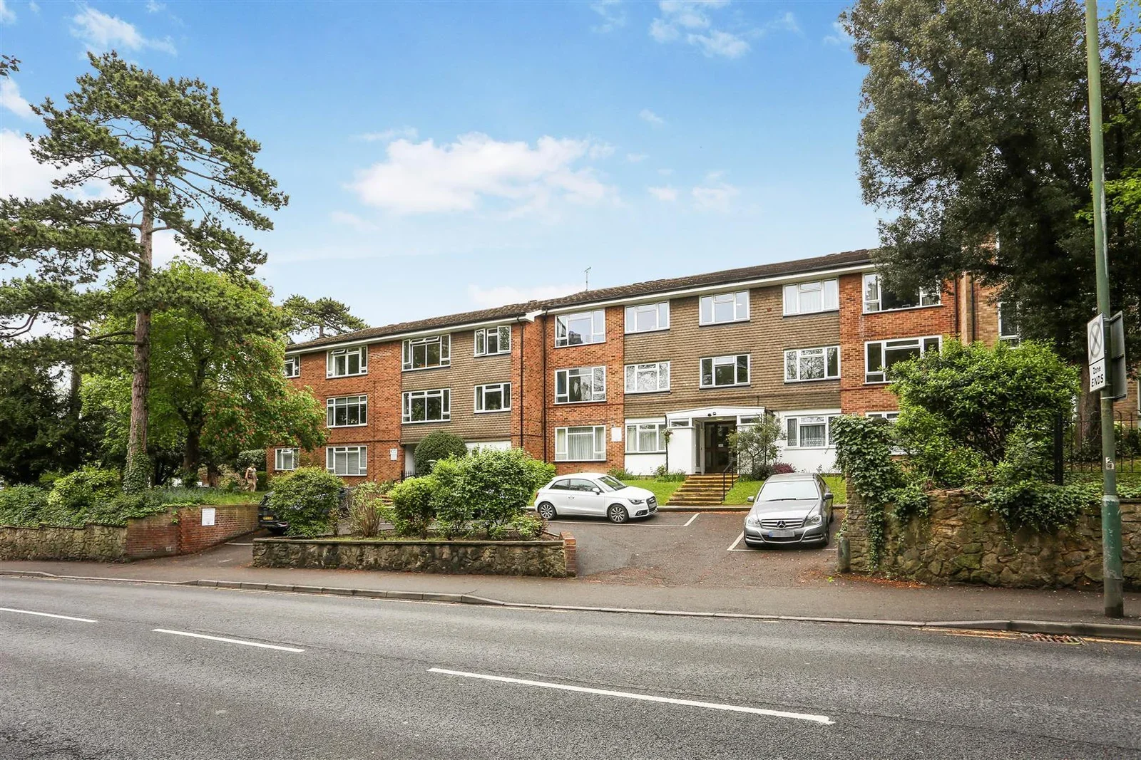 Flat Brighton Road in Greater London