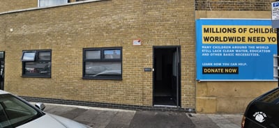 Flat Green Lane in Greater London