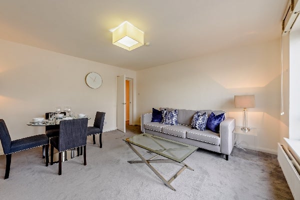Flat Fulham Road in Greater London