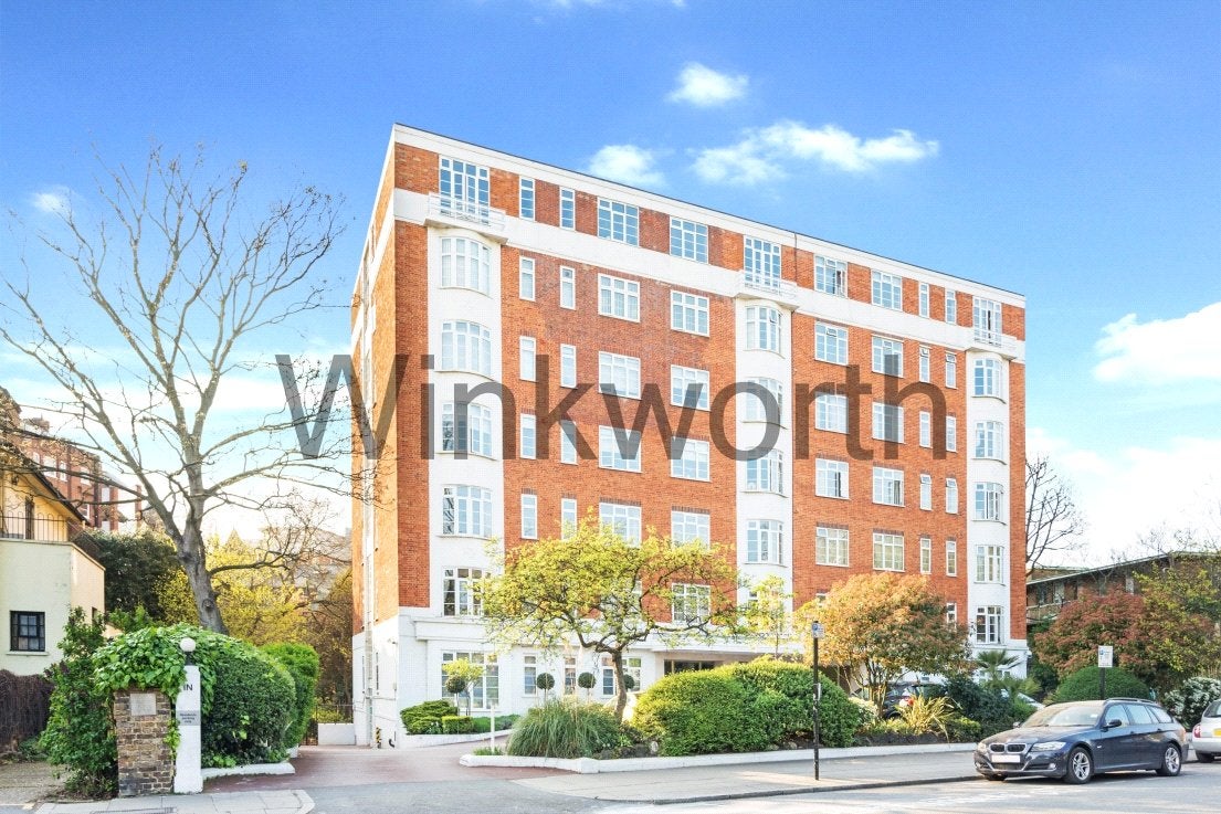Flat Barbara Brosnan Court in City of Westminster