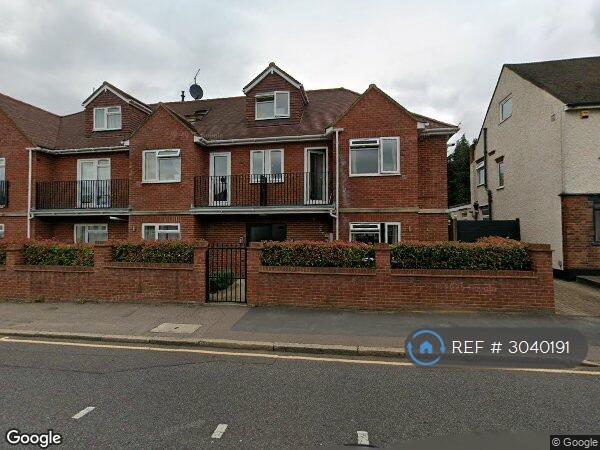 Flat Whippendell Road in Watford