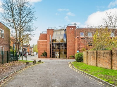 Flat Bancroft Court in Reigate and Banstead