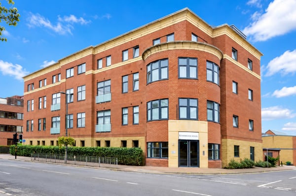 Flat Townside Place in Surrey Heath