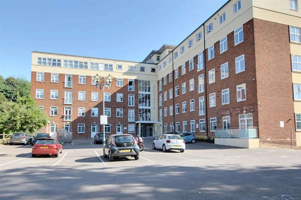 Flat Thorpe Road in Norwich