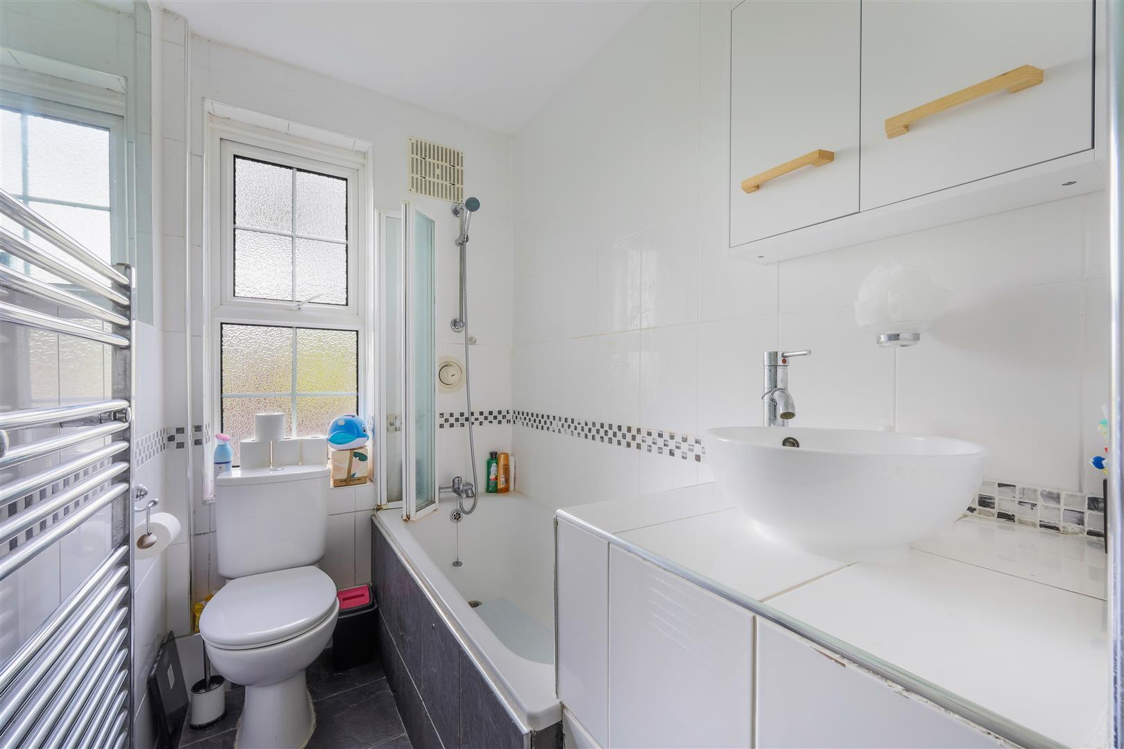 Flat West Barnes Lane in Greater London