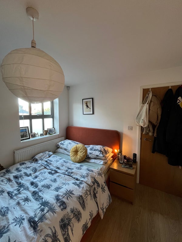 Room Brixton Hill in Greater London