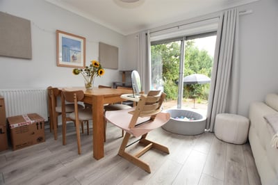 House Hopgarden Close in St Leonards