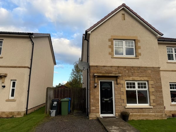 House Admirals Way in Inverness