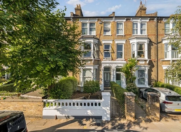House Huddleston Road in Greater London