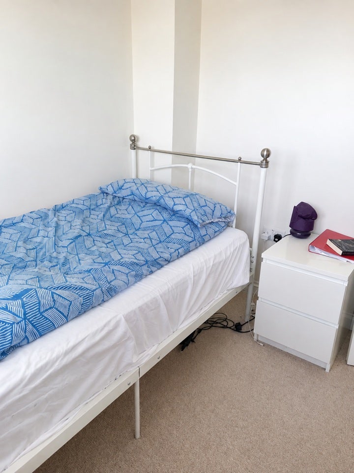 Room Preston Gardens in Greater London