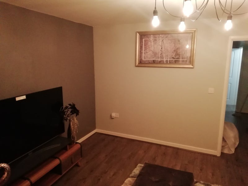 Room Rowan Tree Road in Oldham
