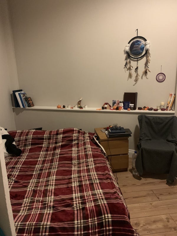 Room Onslow Drive in Glasgow