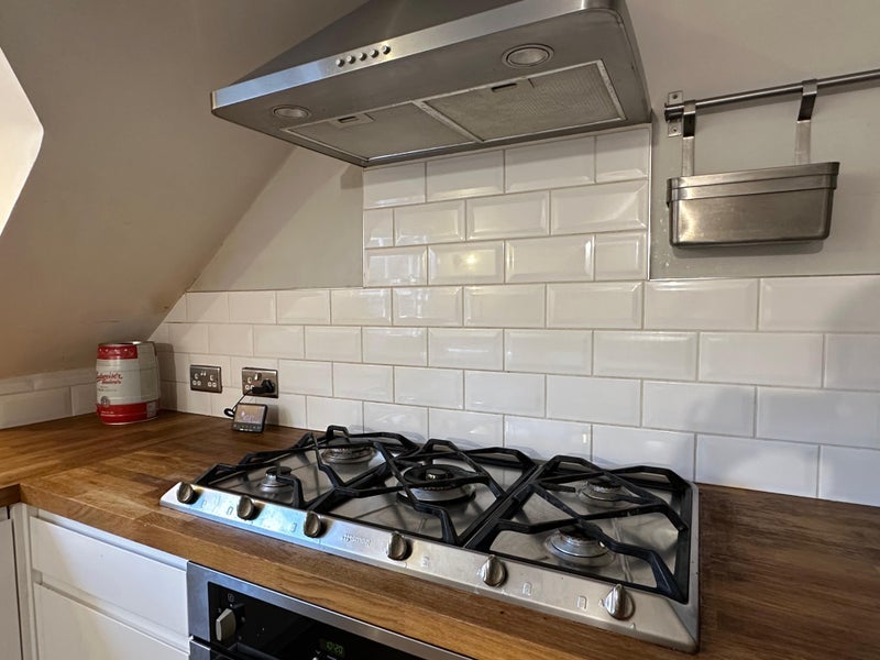Flat Pinfold Road in Greater London