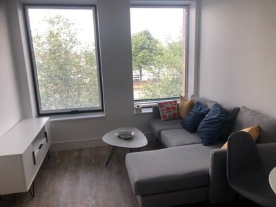 Flat Coventry Road in Birmingham