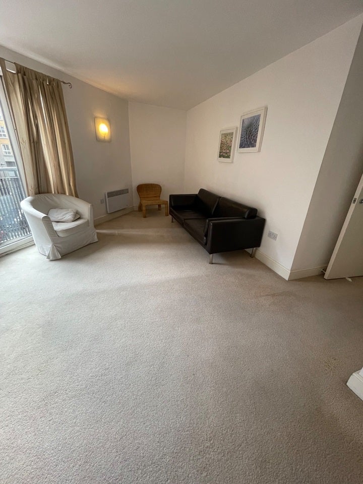 Flat Plumbers Row in Greater London