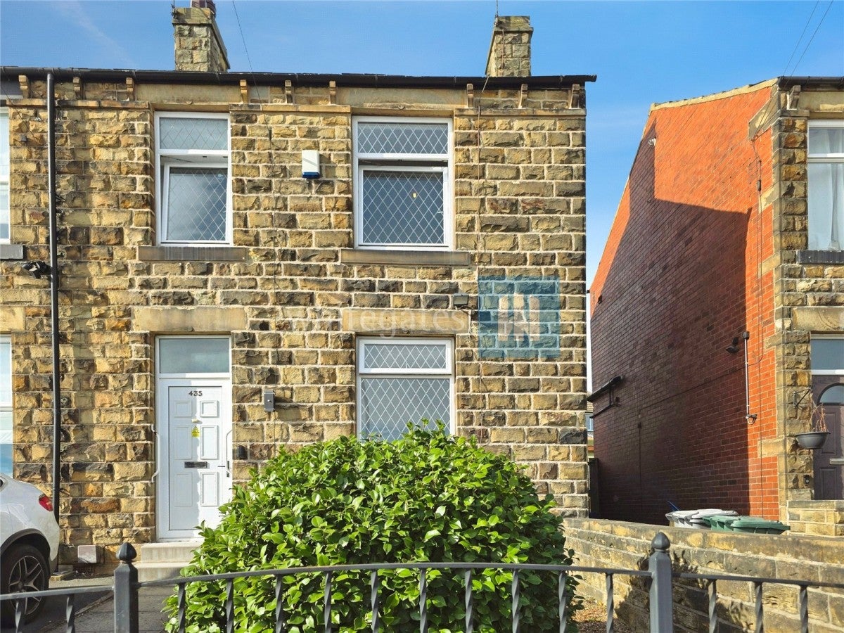 House Leeds Road in Kirklees