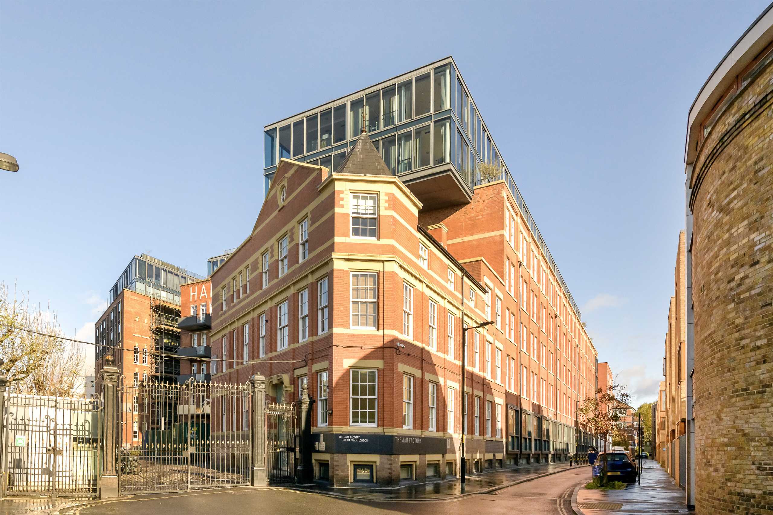 Flat Alice Street in Greater London