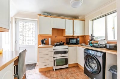 House Tyne Close in Wellingborough