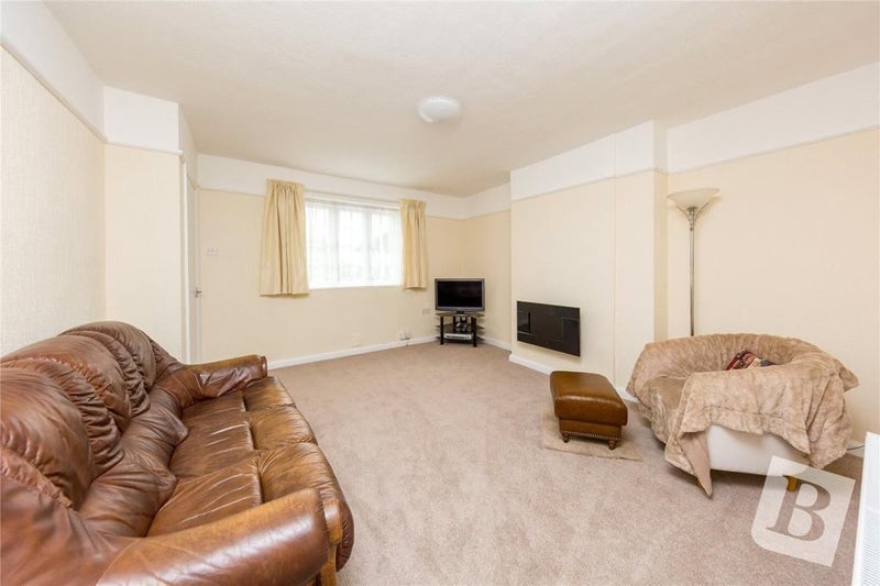 Room Melbourne Avenue in Chelmsford