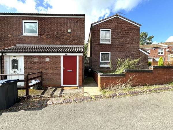 Flat Prospero Close in Birmingham