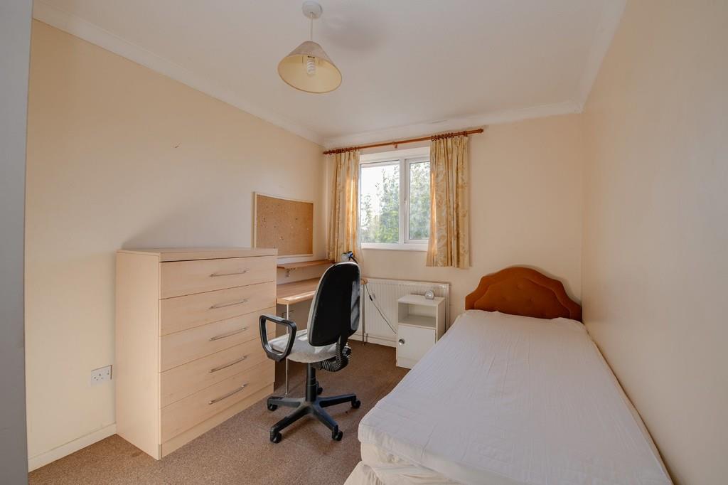 Room Millfield Close in Chichester