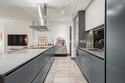 Flat Hanway Street in City of Westminster