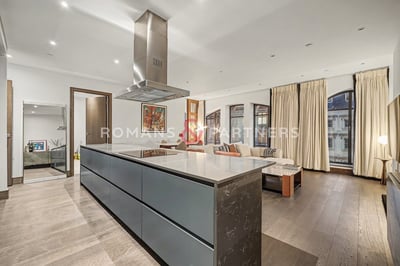 Flat Hanway Street in City of Westminster