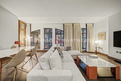 Flat Hanway Street in City of Westminster