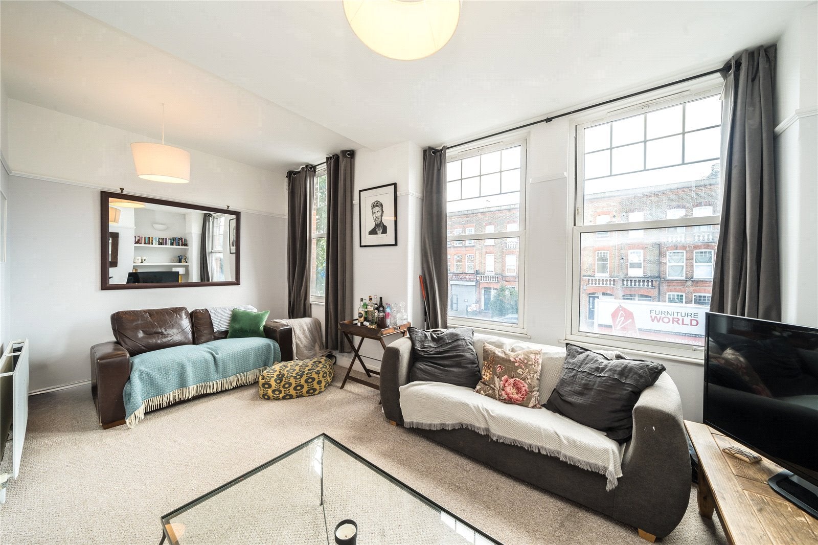 Flat Queenstown Road in Greater London