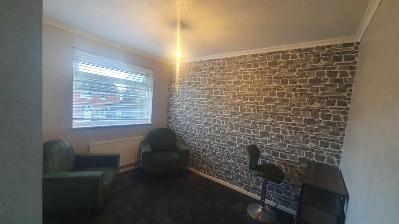 Room Colman Court in Preston