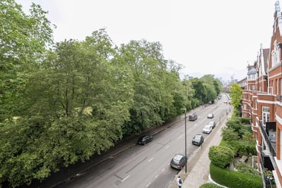 Flat Old York Road in Greater London