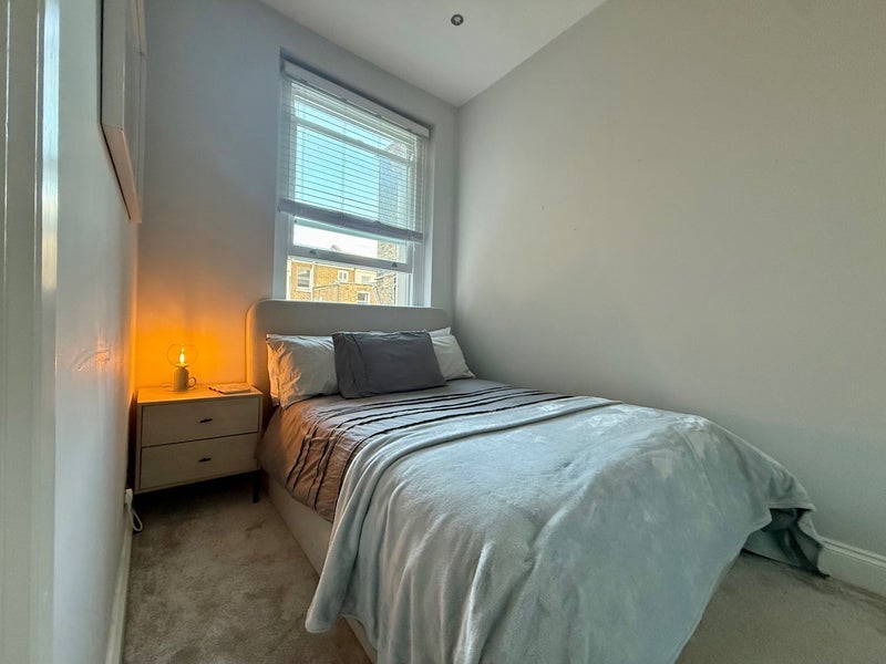 Flat Portnall Road in City of Westminster