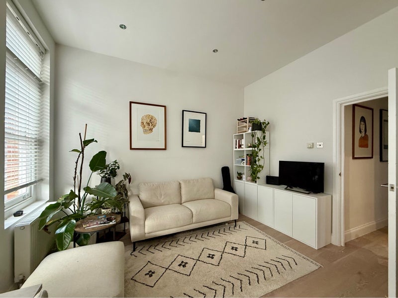 Flat Portnall Road in City of Westminster