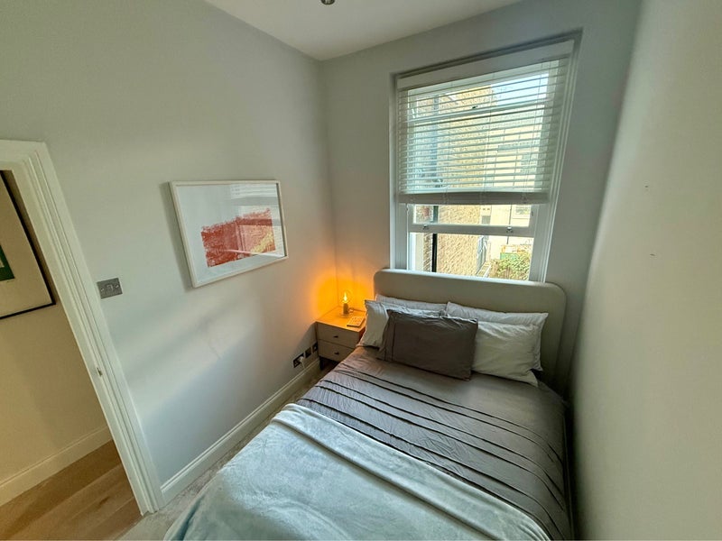 Flat Portnall Road in City of Westminster