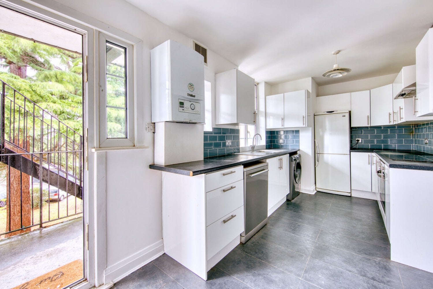 Flat Hollybush Hill in Greater London